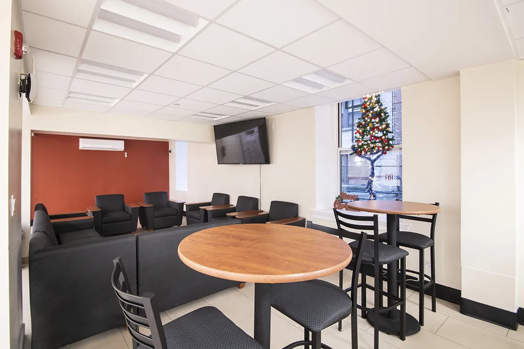47 Claremont building lounge
